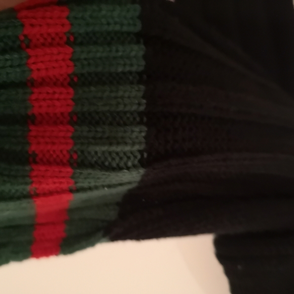 authentic Gucci scarf - Picture 4 of 11